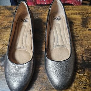 Sofft Metallic Bronzy-Goldish Flats